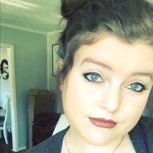 Meet your Posher, Marissa